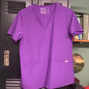Figs casma purple scrub top large